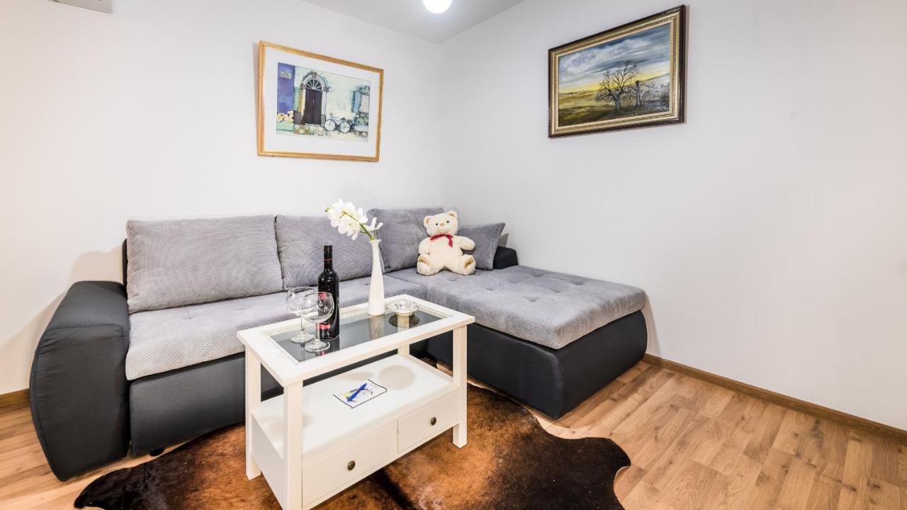 Apartment Krajinovic Zagreb Exteriör bild